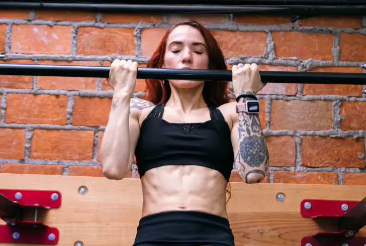 do chin ups work biceps